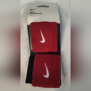 Nike Red Wristbands 2 Pack